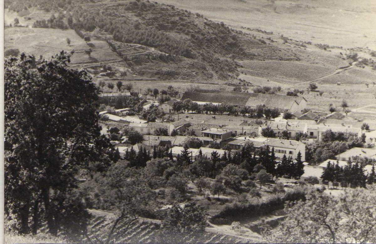 1970 ouzera vue du village