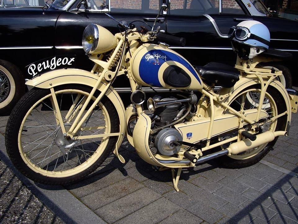 Motocyclettes anciennes 3